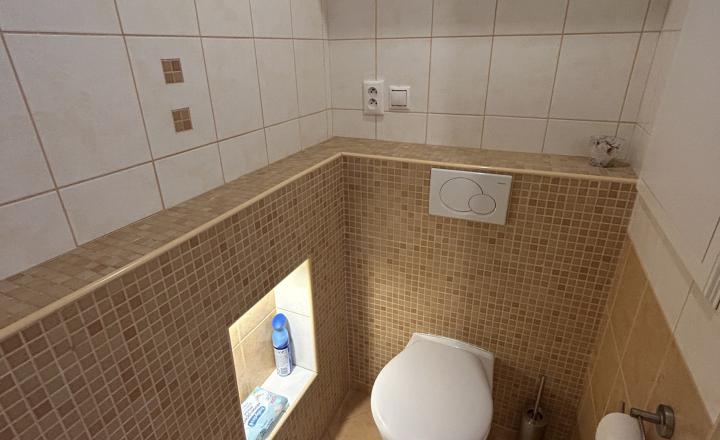 PREDAJ-TOP 3 IZBOVÝ BYT S 2 BALKÓNMI,STRED,POVAŽSKÁ BYSTRICA - fotografia 17