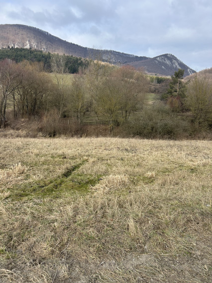 PREDAJ - POZEMOK 1102 m2 PRAZNOV POVAŽSKÁ BYSTRICA